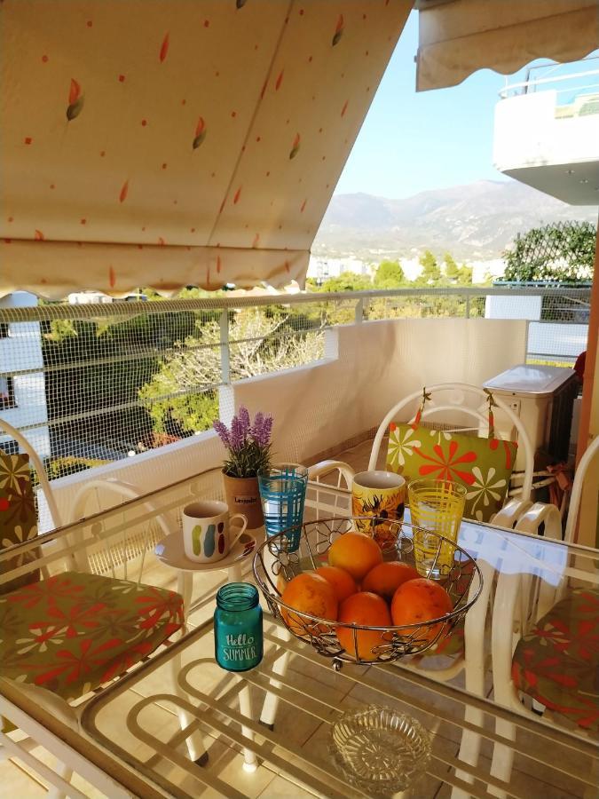 Thalia Apartment In Kalamata, 15' Walk From The City Center And The Beach Экстерьер фото