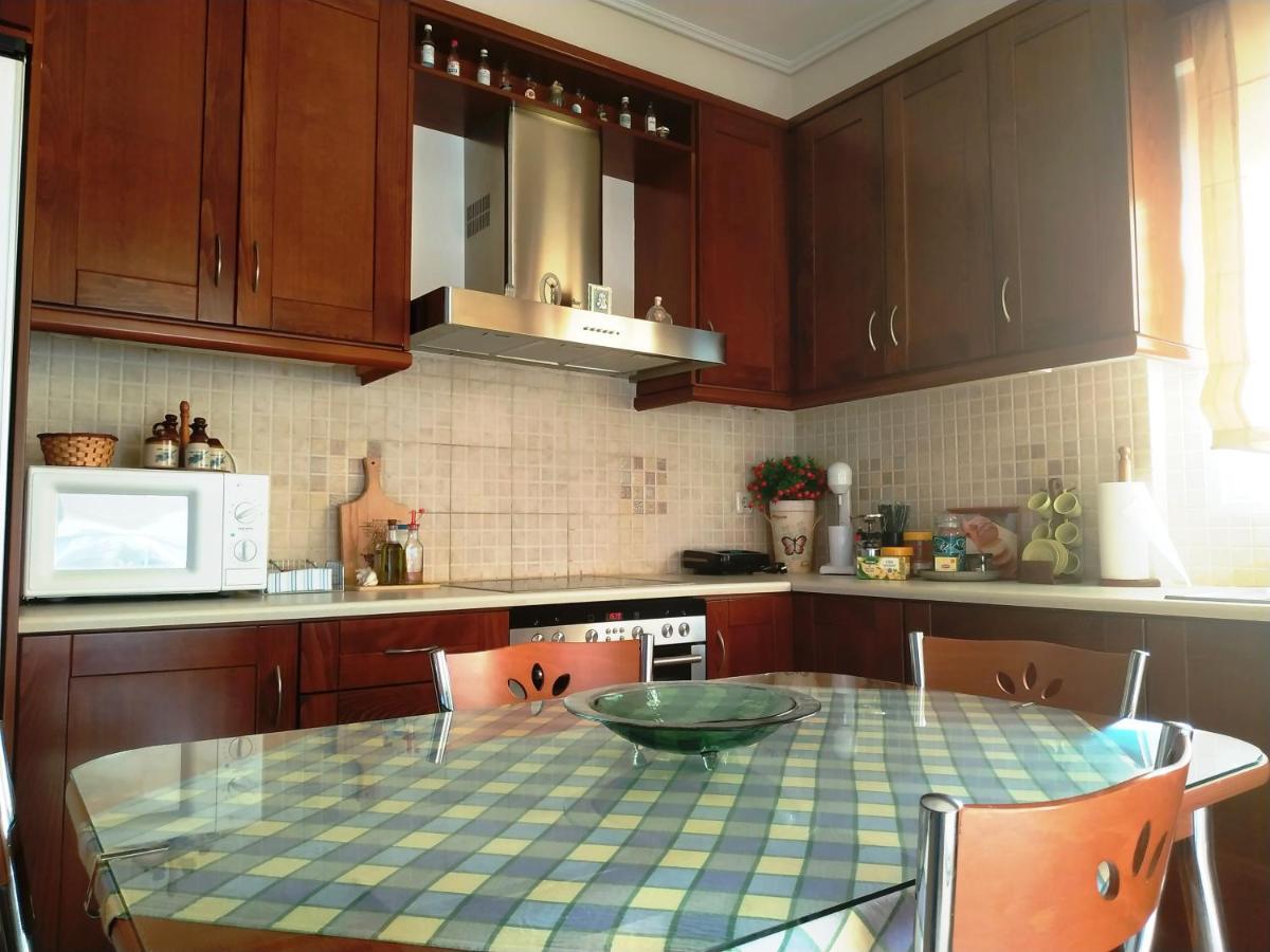 Thalia Apartment In Kalamata, 15' Walk From The City Center And The Beach Экстерьер фото