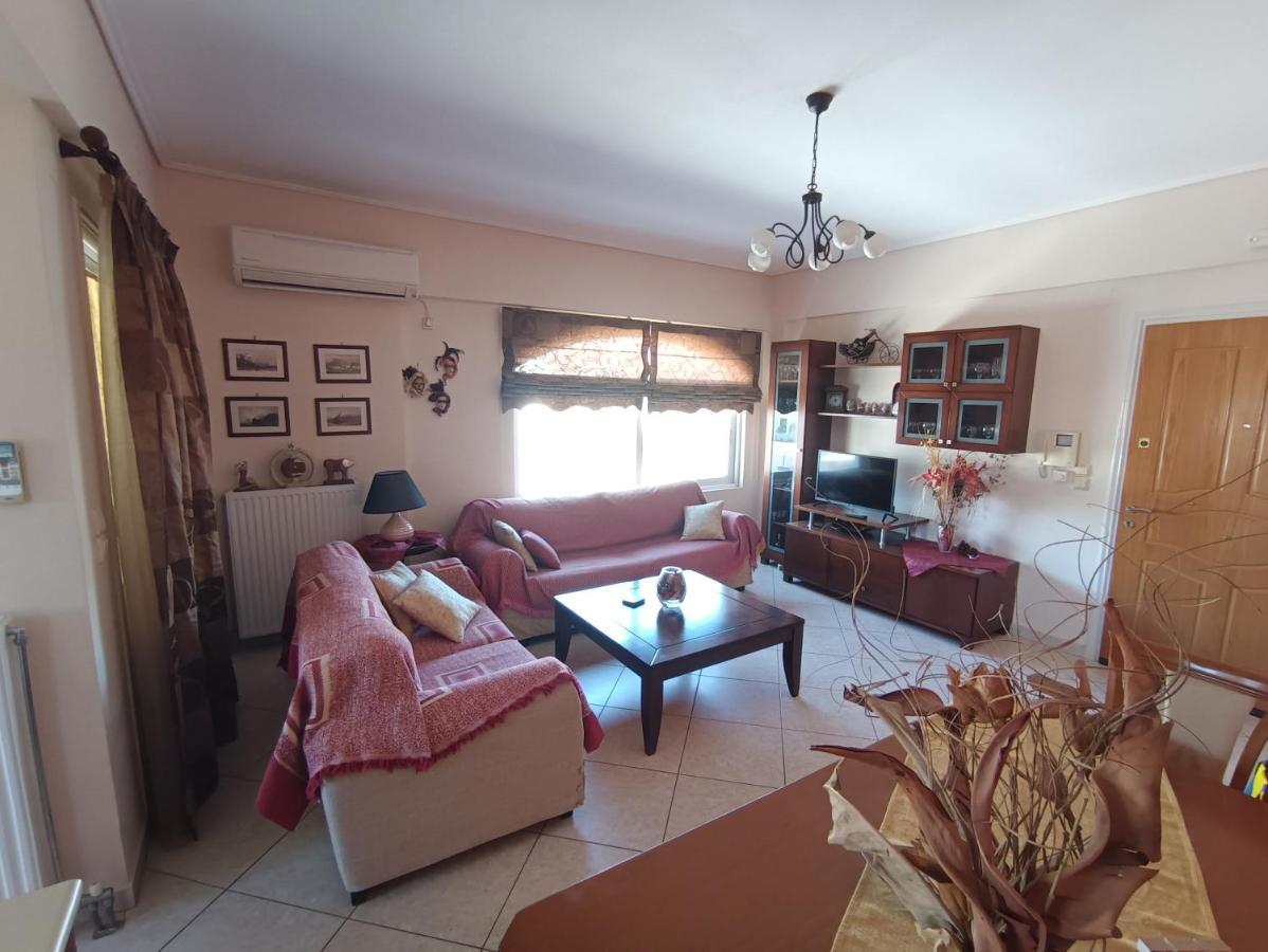 Thalia Apartment In Kalamata, 15' Walk From The City Center And The Beach Экстерьер фото