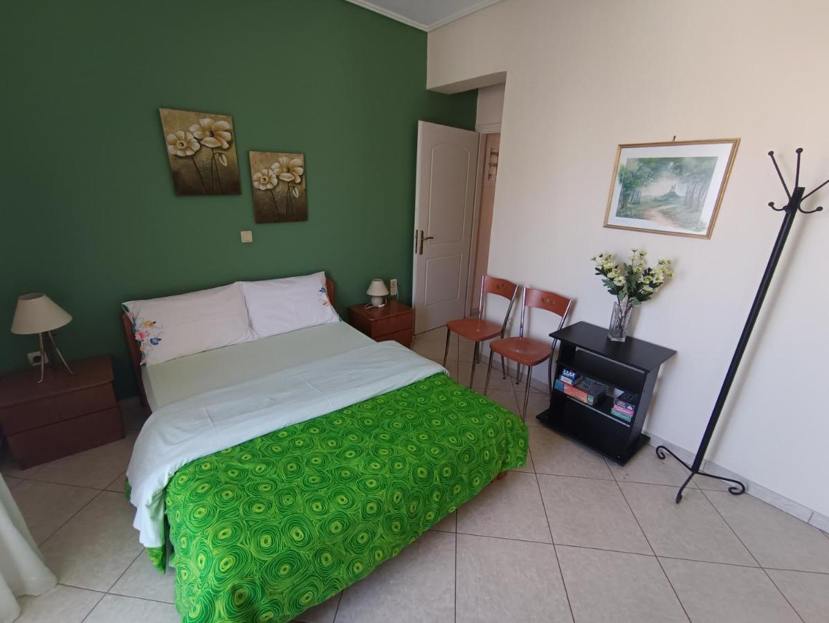 Thalia Apartment In Kalamata, 15' Walk From The City Center And The Beach Экстерьер фото