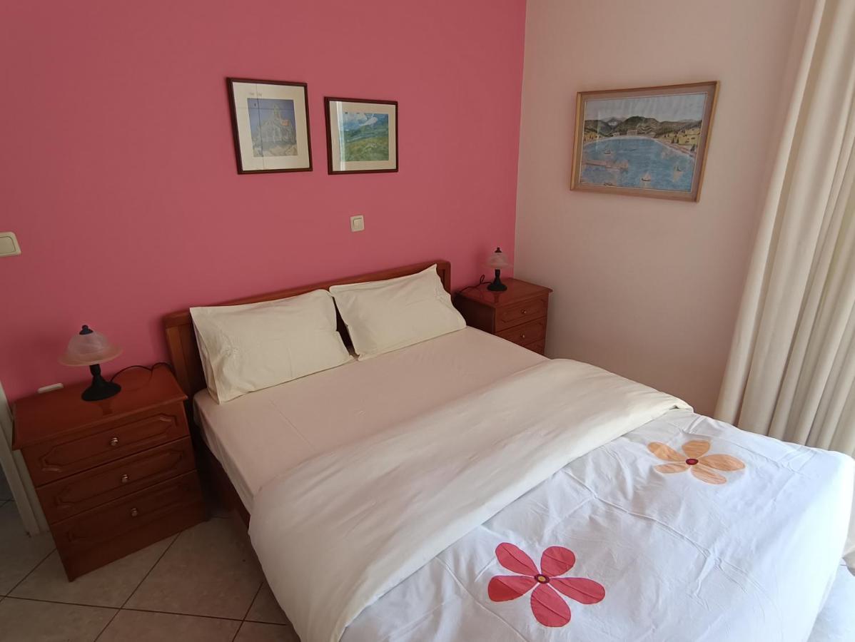 Thalia Apartment In Kalamata, 15' Walk From The City Center And The Beach Экстерьер фото